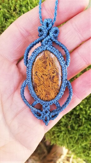 Amulet Hadí jaspis